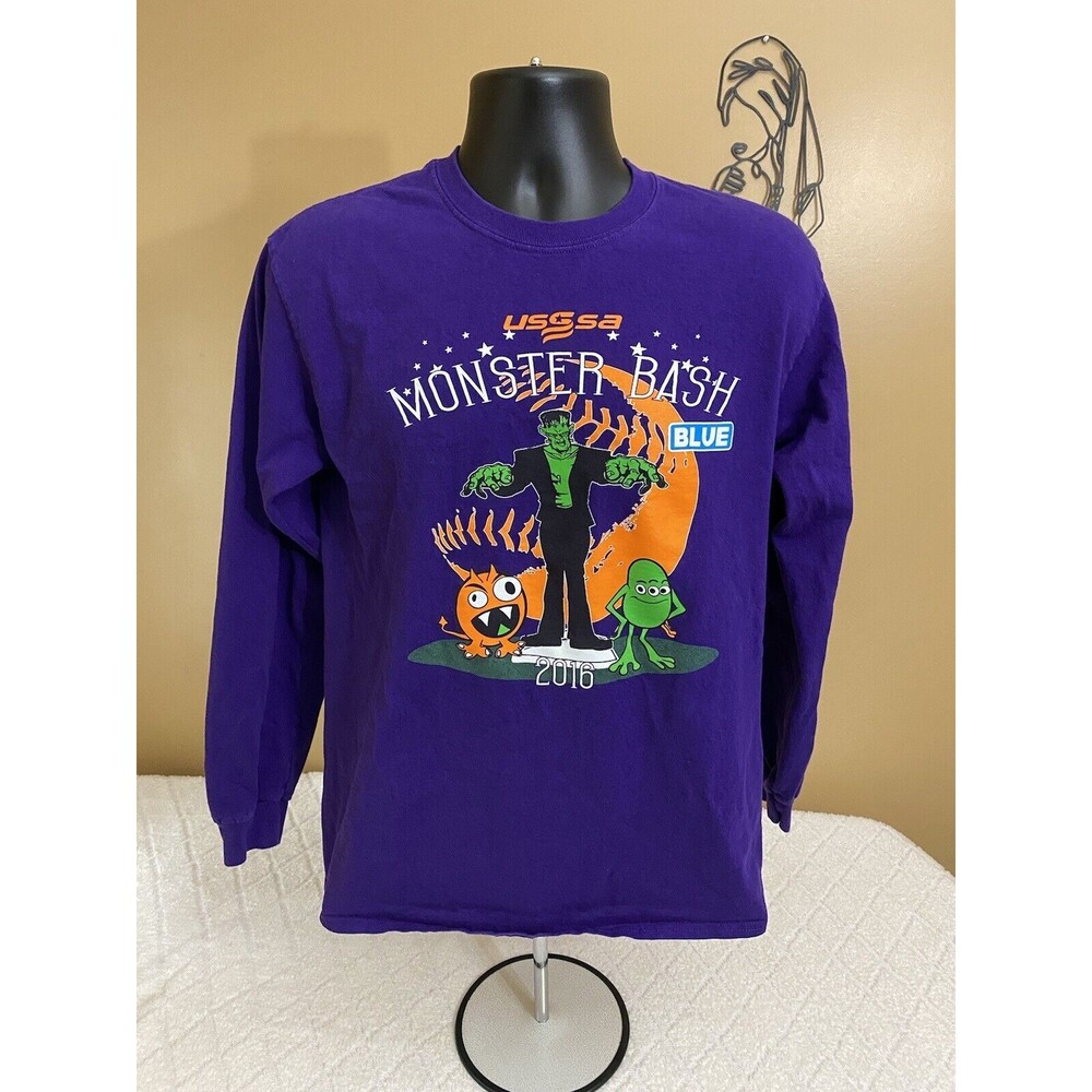 Gildan Monster Bash Graphic Print Purple Long sleeve T shirt Size M